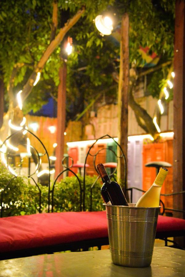 Les Palmes - D'hotes Bed & Breakfast 3*