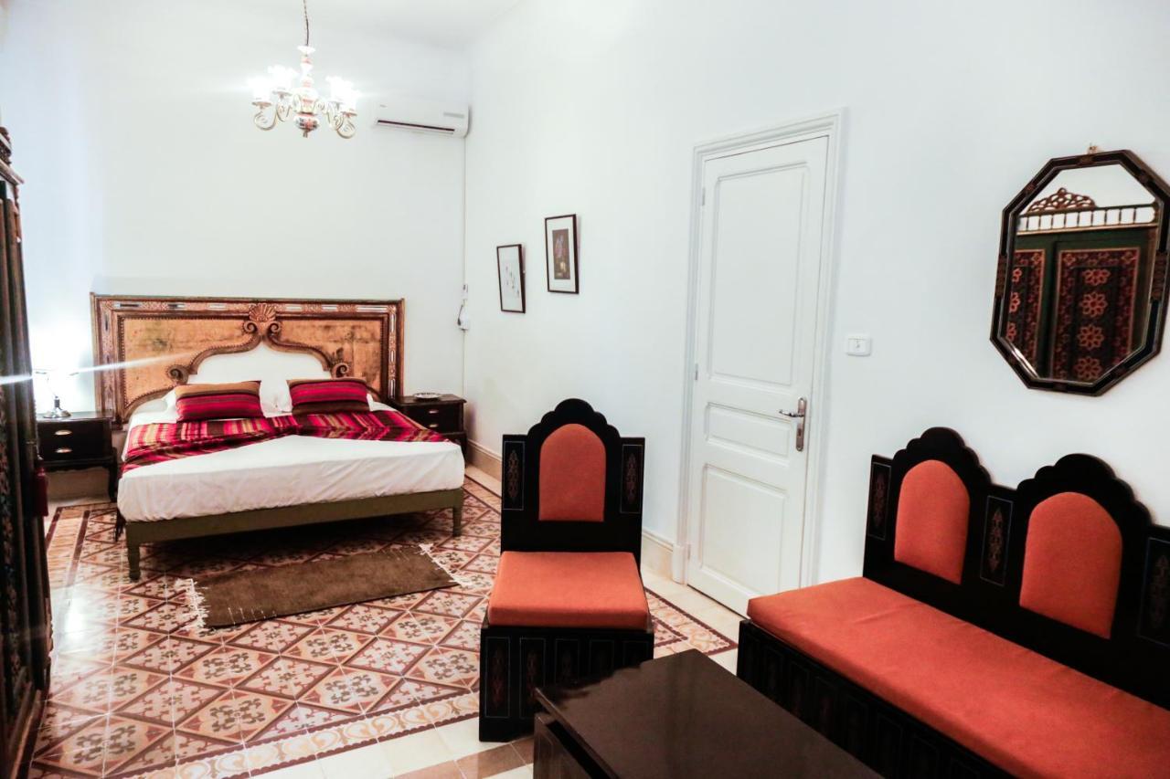 Couette-café Les Palmes 3*